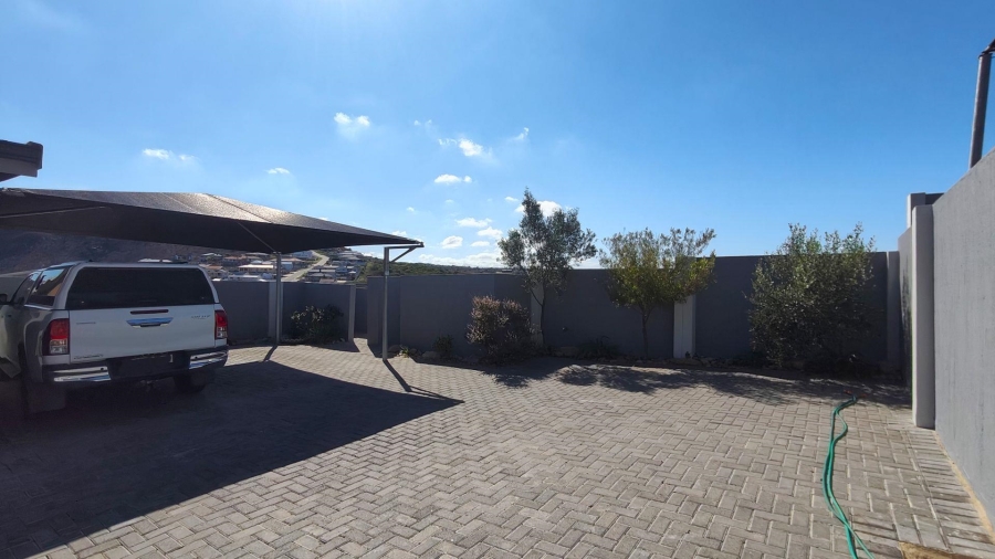 6 Bedroom Property for Sale in Island View Western Cape